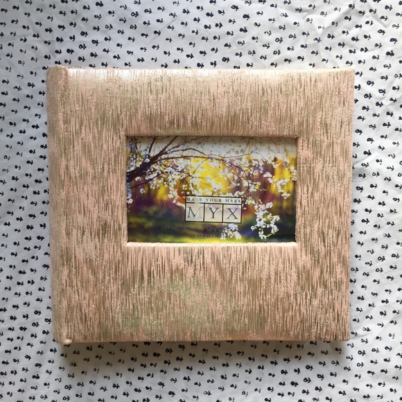 New Blush & Gold Photo Album Book Holds 200 Photos - Picture 1 of 4